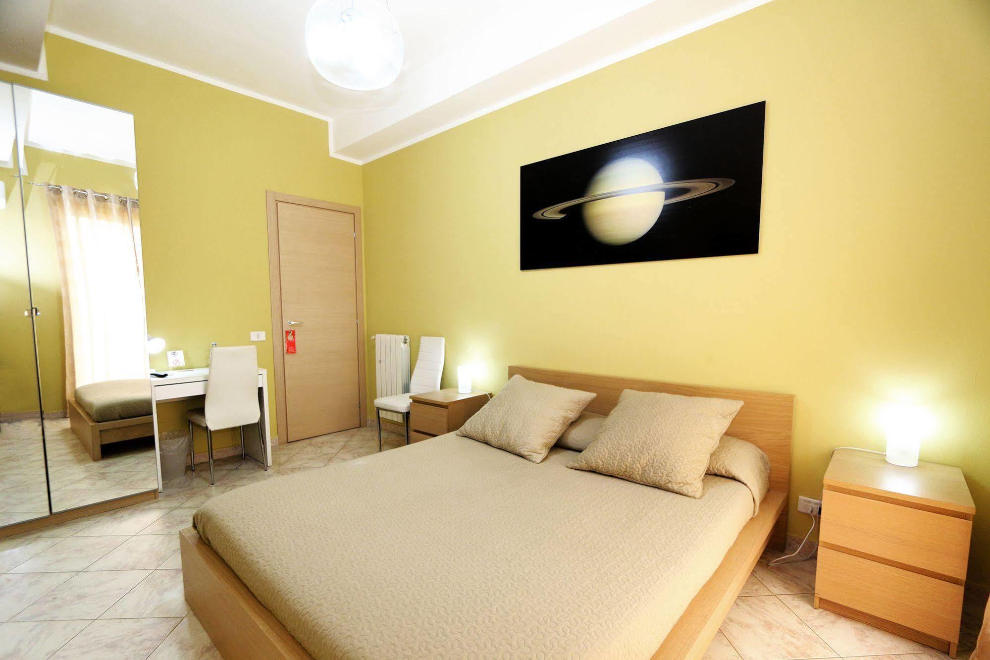 Bed and Breakfast Kosmos à Syracuse Extérieur photo