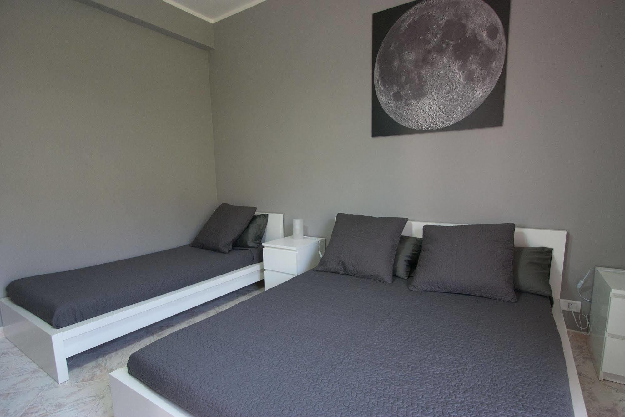 Bed and Breakfast Kosmos à Syracuse Extérieur photo