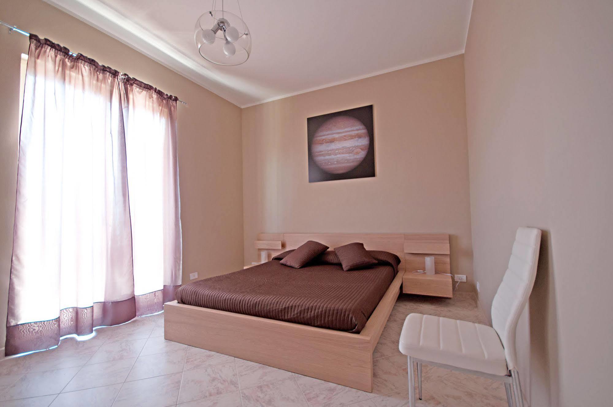 Bed and Breakfast Kosmos à Syracuse Extérieur photo